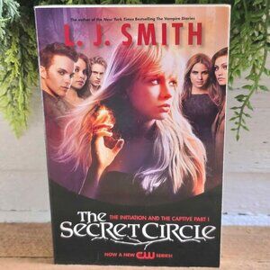 The Secret Circle by L. J. Smith Paperback Book - Author of the Vampire Diaries